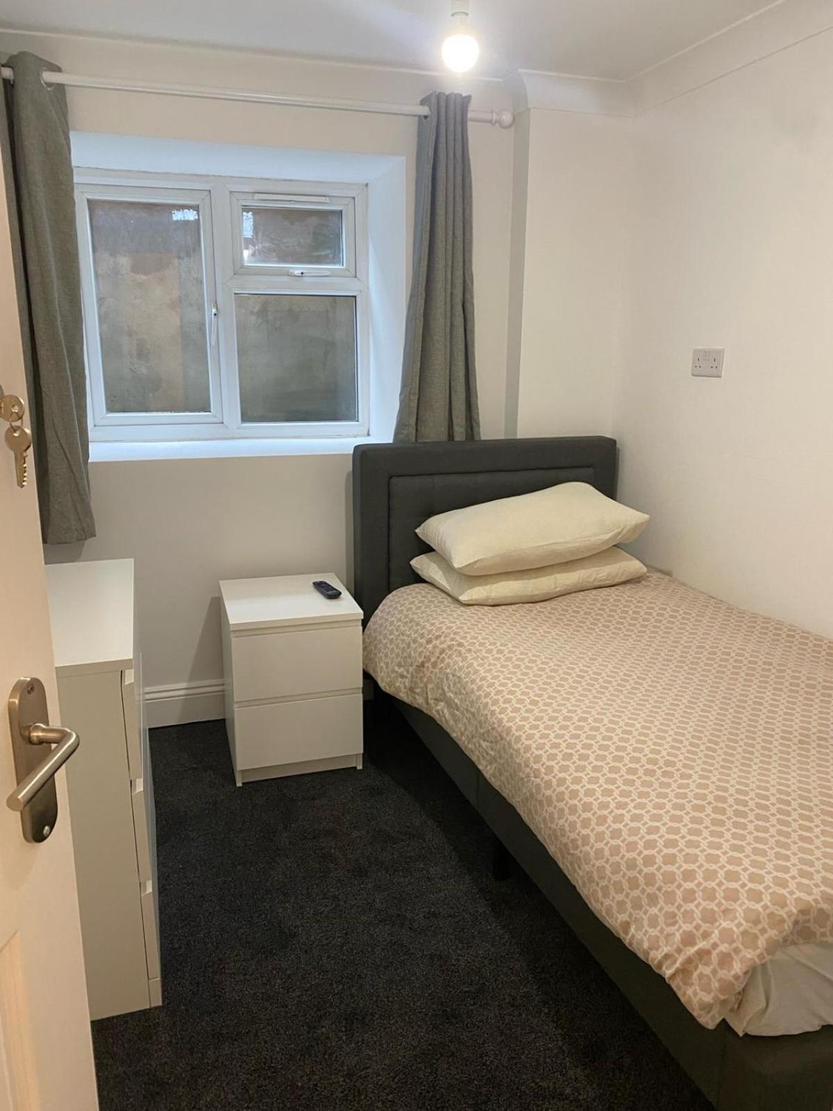 Circle Guest House Bed Only Southampton Exterior photo